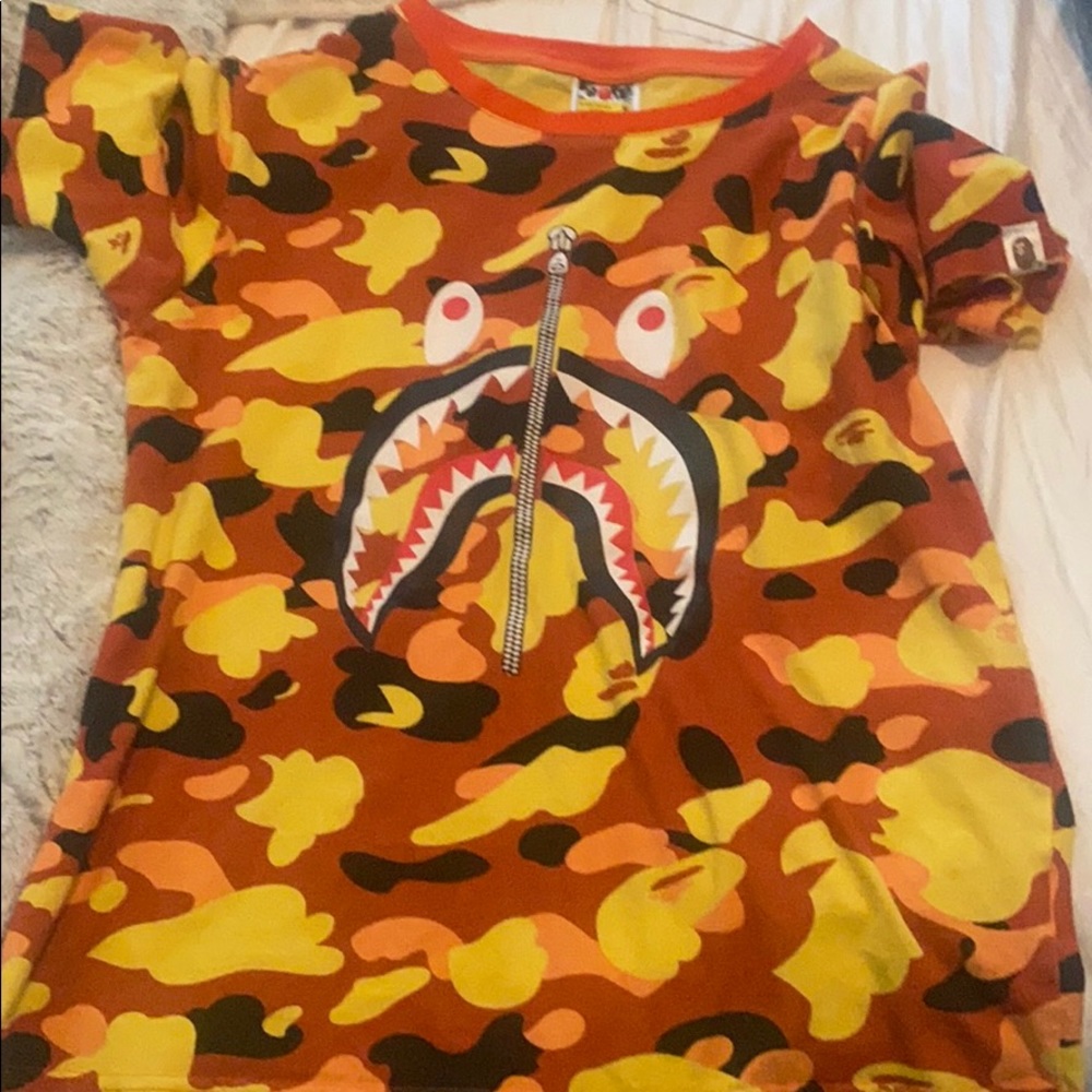 bape tee